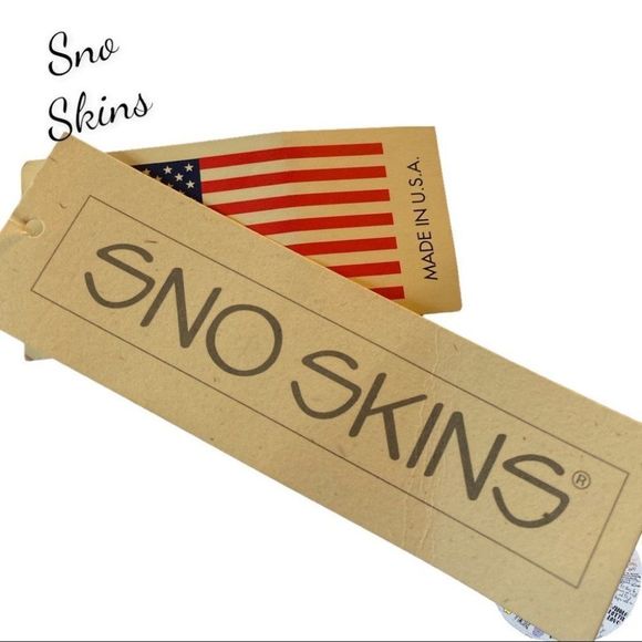 ๐
บSNO Skins NWT. White stretch textured dress. Size medium - Picture 7 of 15